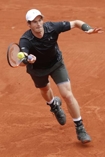 Andy Murray in allungo sulla palla di Radek Stepanek (Ap)